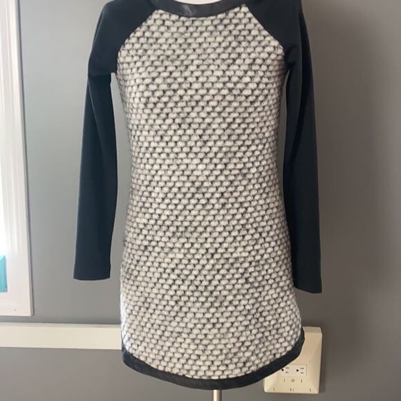 Wai Ming dress - Picture 2 of 10